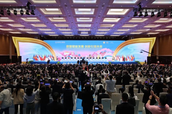 加速AI+智慧农业场景落地 打造农业新质生产力 ——托普云农亮相第22届中国—东盟博览会